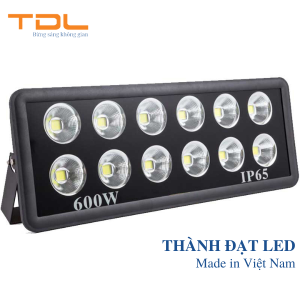 Đèn pha led rọi IP65 600w
