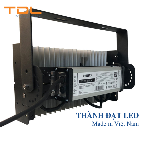 Đèn LED sân tennis 100w module COB Philips chống chói TDL
