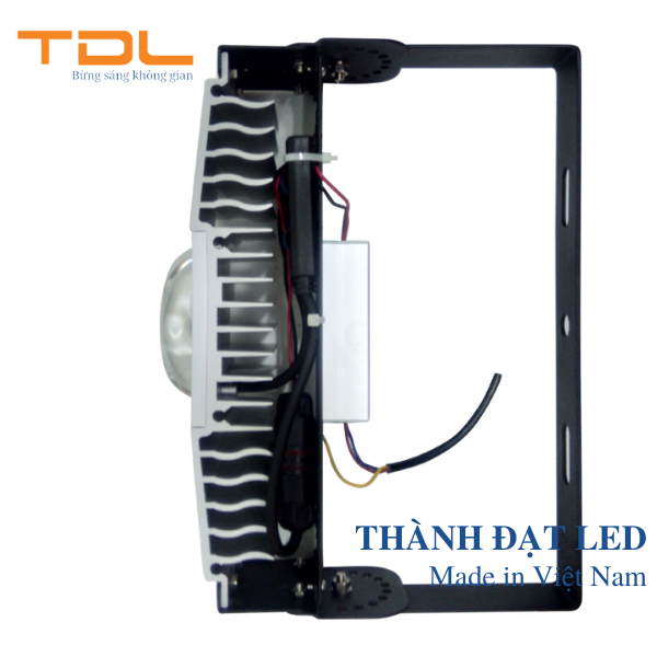 Đèn LED sân tennis 50w module COB Philips chống chói TDL