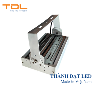 đèn pha ld cây xăng 100w