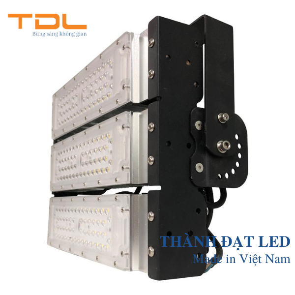 Đèn LED 150w sân cầu lông – sân bóng chuyền – sân bóng rổ – sân golf TDL