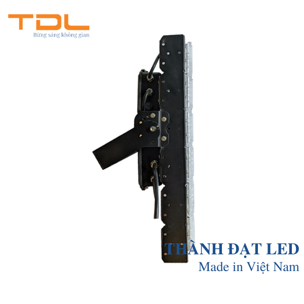 Đèn pha led module 300w sân thể thao TDL