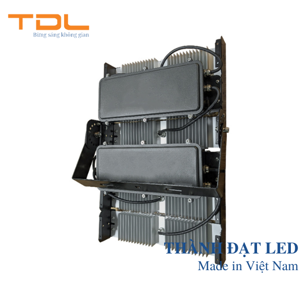 Đèn pha led module 300w sân thể thao TDL